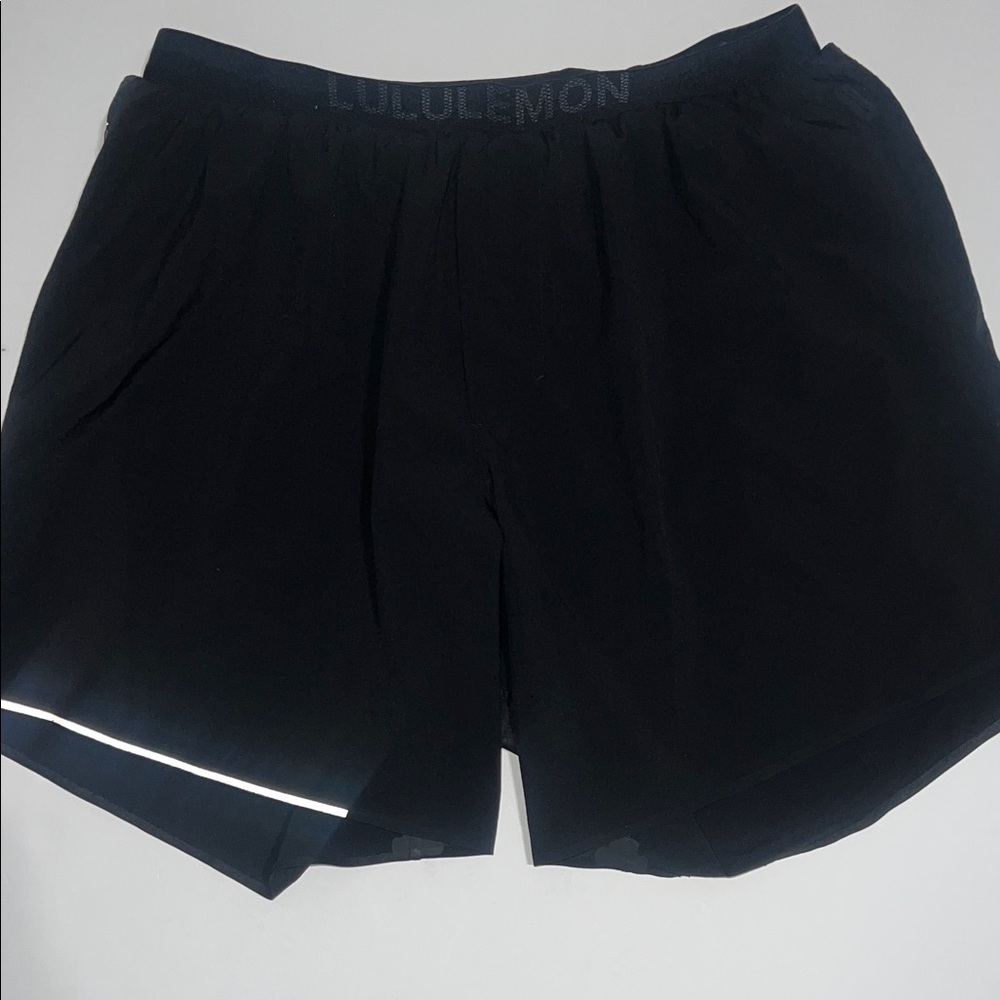 Women’s Lululemon Black Athletic Shorts size Small